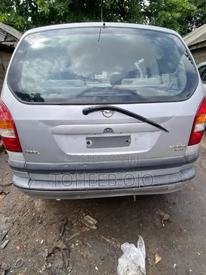 Opel Zafira 1996 Silver