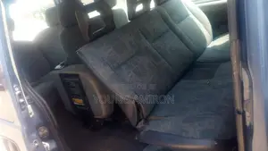 Hyundai H1 2000 Green