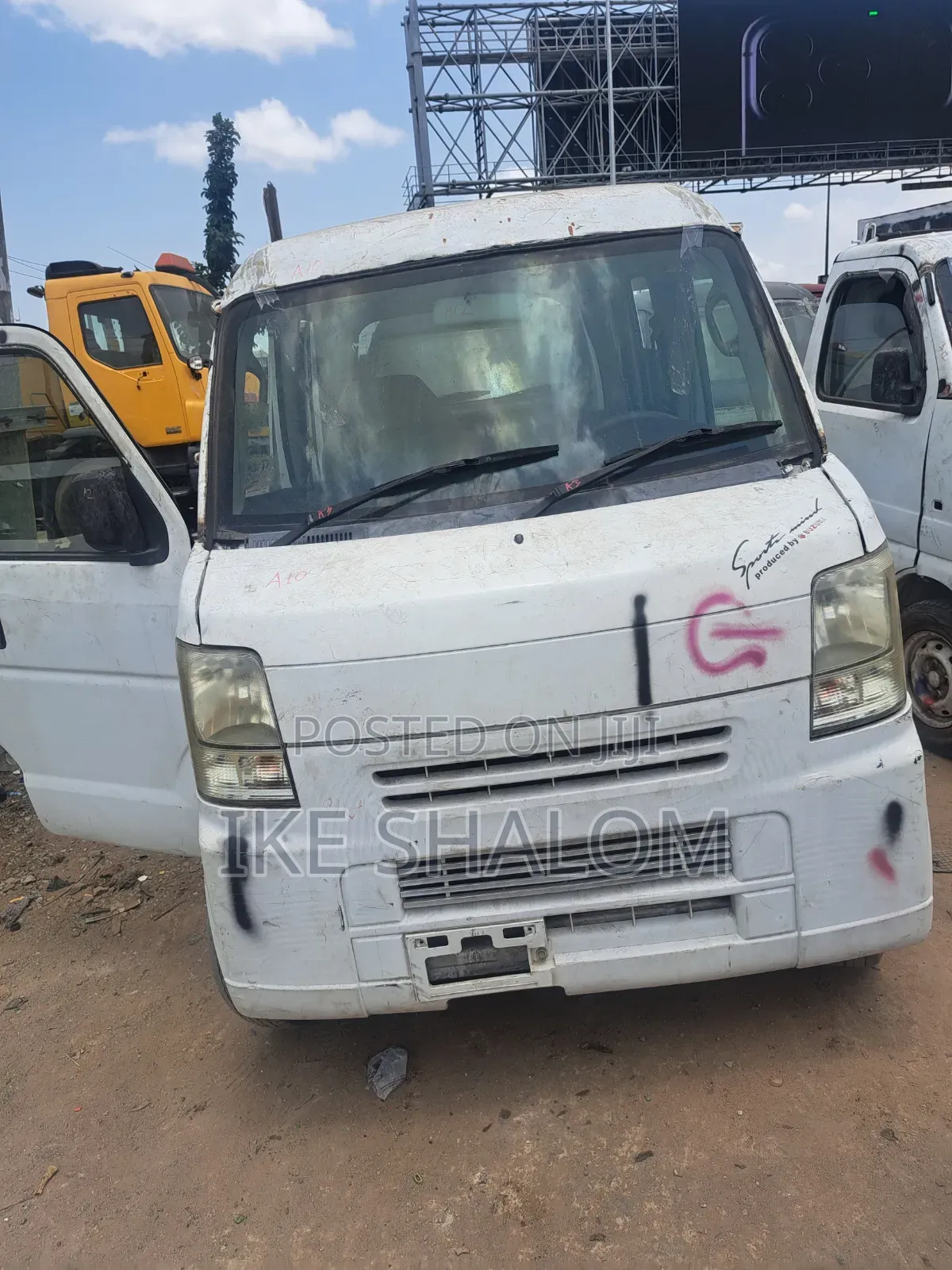 Suzuki Every 2012 White
