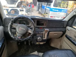 Daihatsu Hijet 2012 Silver