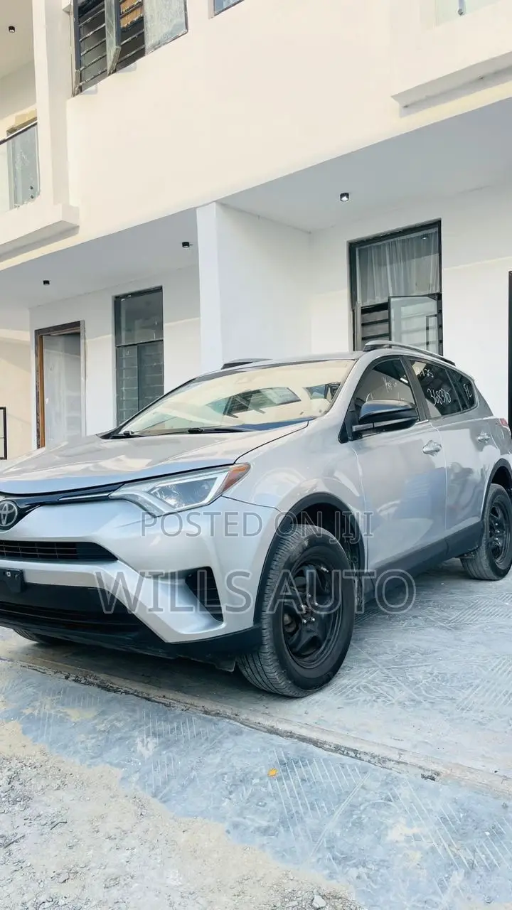 Toyota RAV4 2017 Silver