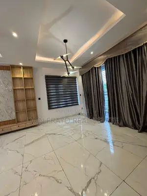 4bdrm Duplex in Carlton Gate Estate for rent