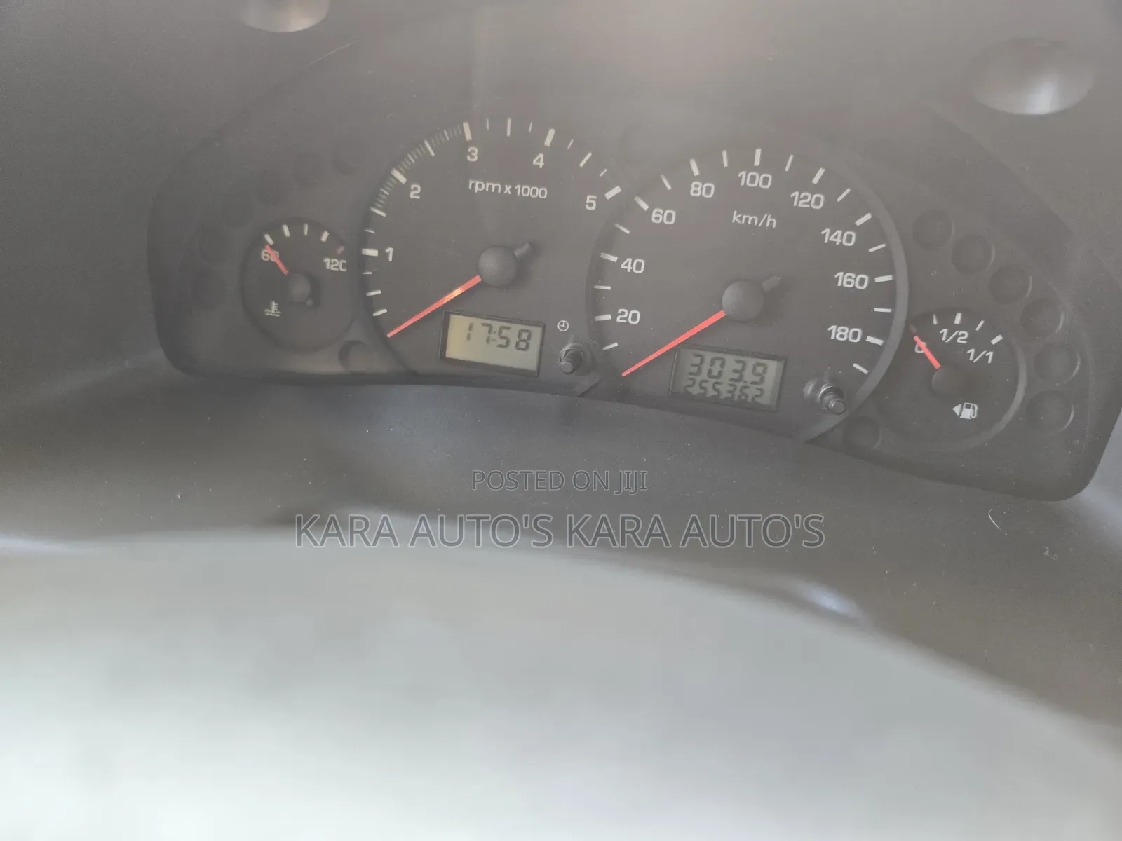 Ford Transit 2010 Silver