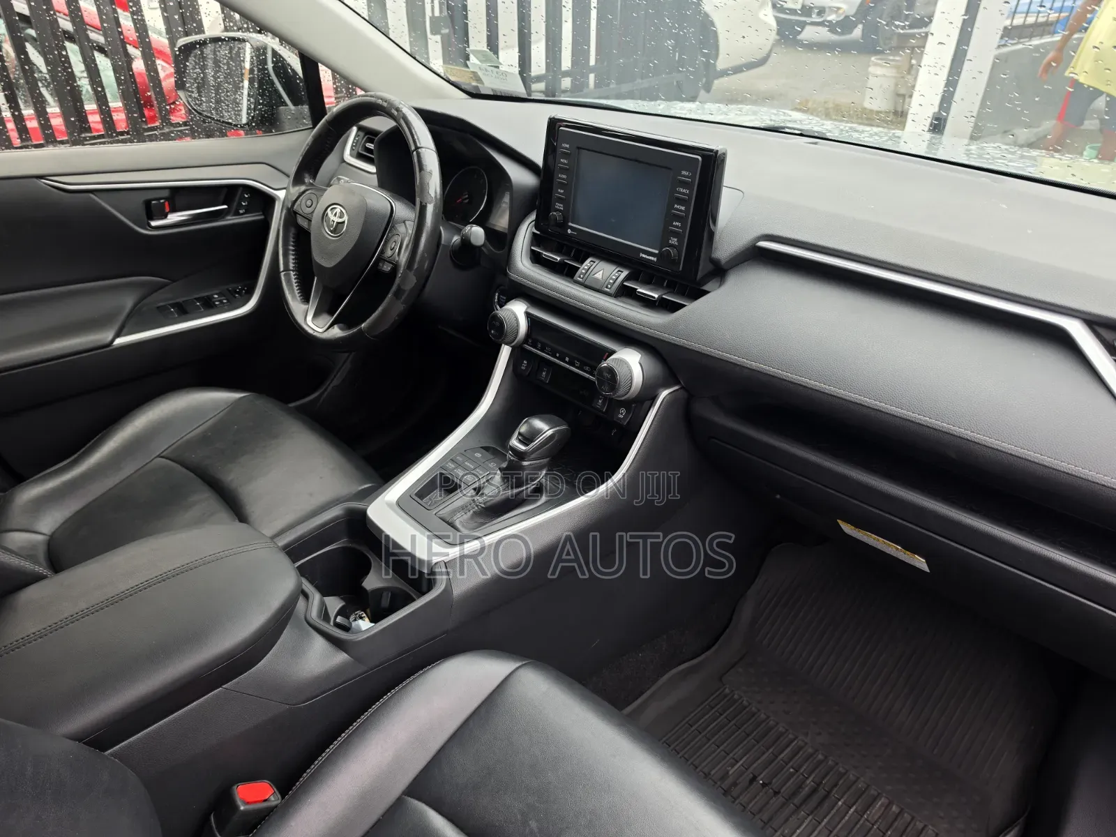 Toyota RAV4 2022 Green
