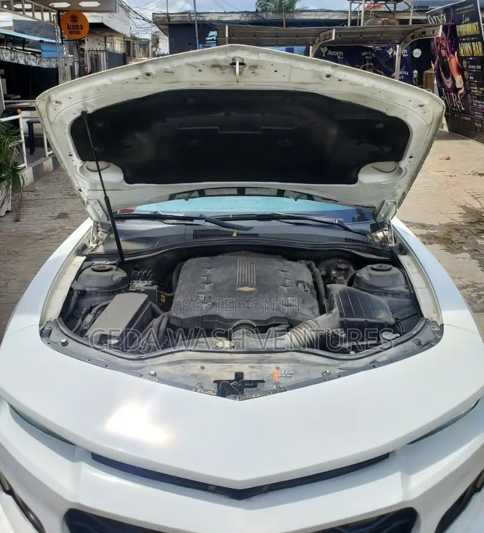 Chevrolet Camaro 2014 White