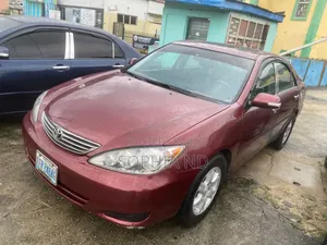 Toyota Camry 2004 Red