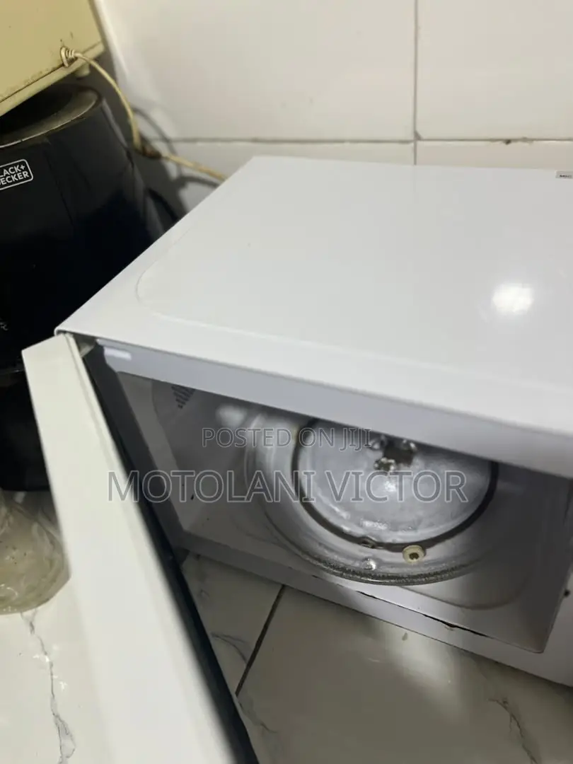 Hisense Microwave