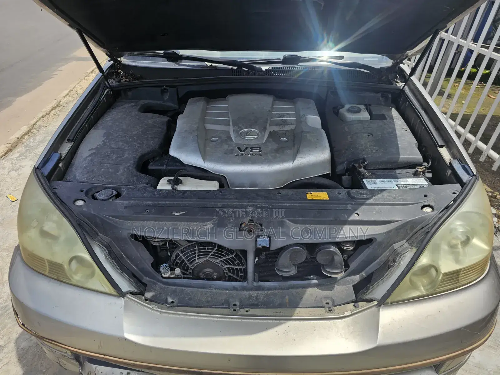 Lexus GX 470 2004 Gold