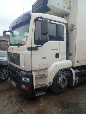 8-Tyre Man Diesel Cooling Truck