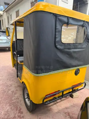 New Motorcycle 2025 Yellow