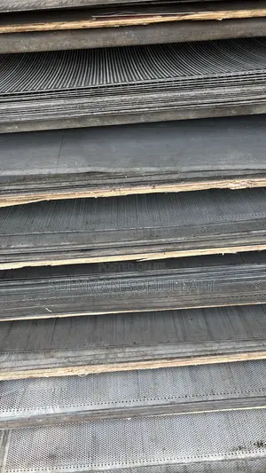 Stainless and Galvanized Mesh