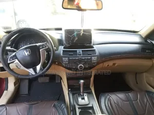 Honda Accord Crosstour 2012 Maroon