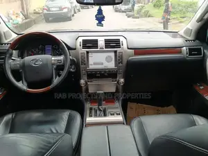 Lexus GX 460 2012 Black