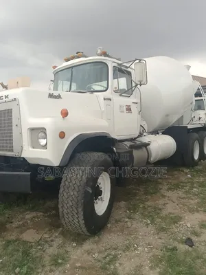 Tokunbo Foreign Used Concrete Mixer Truck