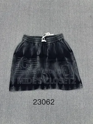 Short Luxury Joggers Jean
