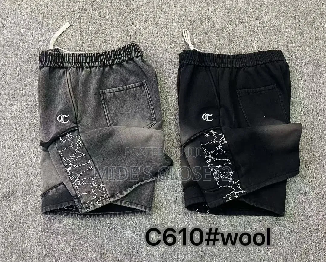 Short Luxury Joggers Jean