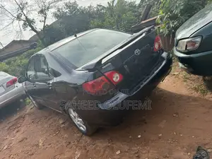 Toyota Corolla 2006 Black