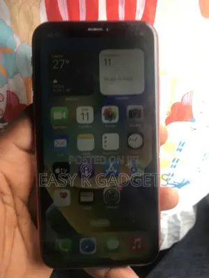 Apple iPhone XR 64 GB Red