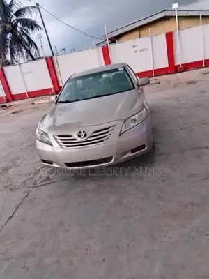 Toyota Camry 2008 Gold