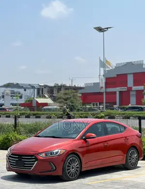 Hyundai Elantra 2017 Red