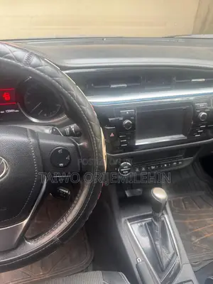 Toyota Corolla 2015 Black