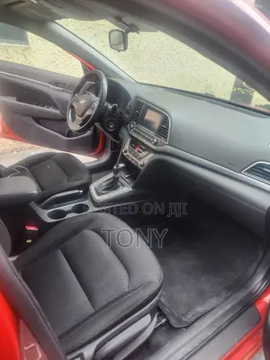 Hyundai Elantra 2017 Red