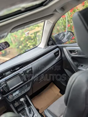 Toyota Corolla 2015 Gray