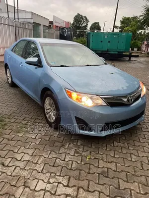Toyota Camry 2014 Blue