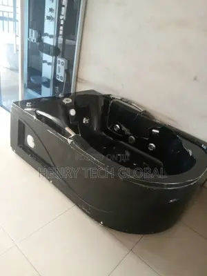 Straight Jacuzzi (Black Color)