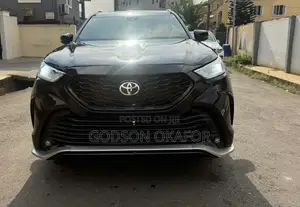 Toyota Highlander 2022 Black