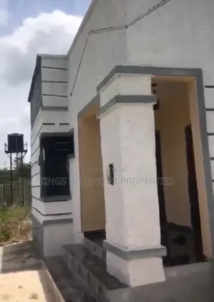 2bdrm Bungalow in Agbarha Otor Ughelli, Warri for sale