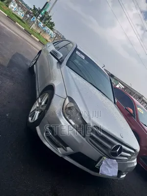 Mercedes-Benz C300 2011 Silver