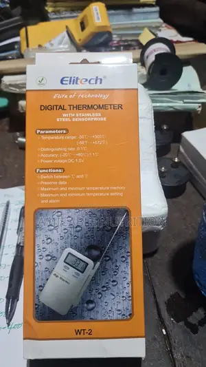 Digital Thermometer With Stainless Sensorprobe