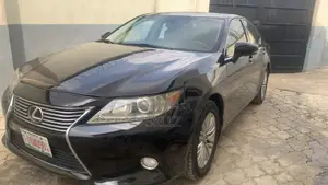 Lexus ES 2014 Black