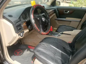 Mercedes-Benz GLK-Class 2011 Black