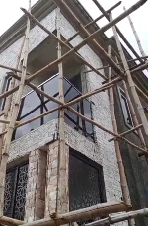 4bdrm Duplex in Ughelli, Warri for sale