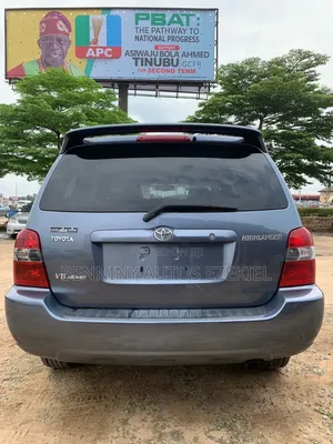 Toyota Highlander Limited V6 2005 Blue