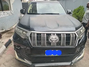 Toyota Land Cruiser Prado 4.0 Petrol TX-L 2015 Black