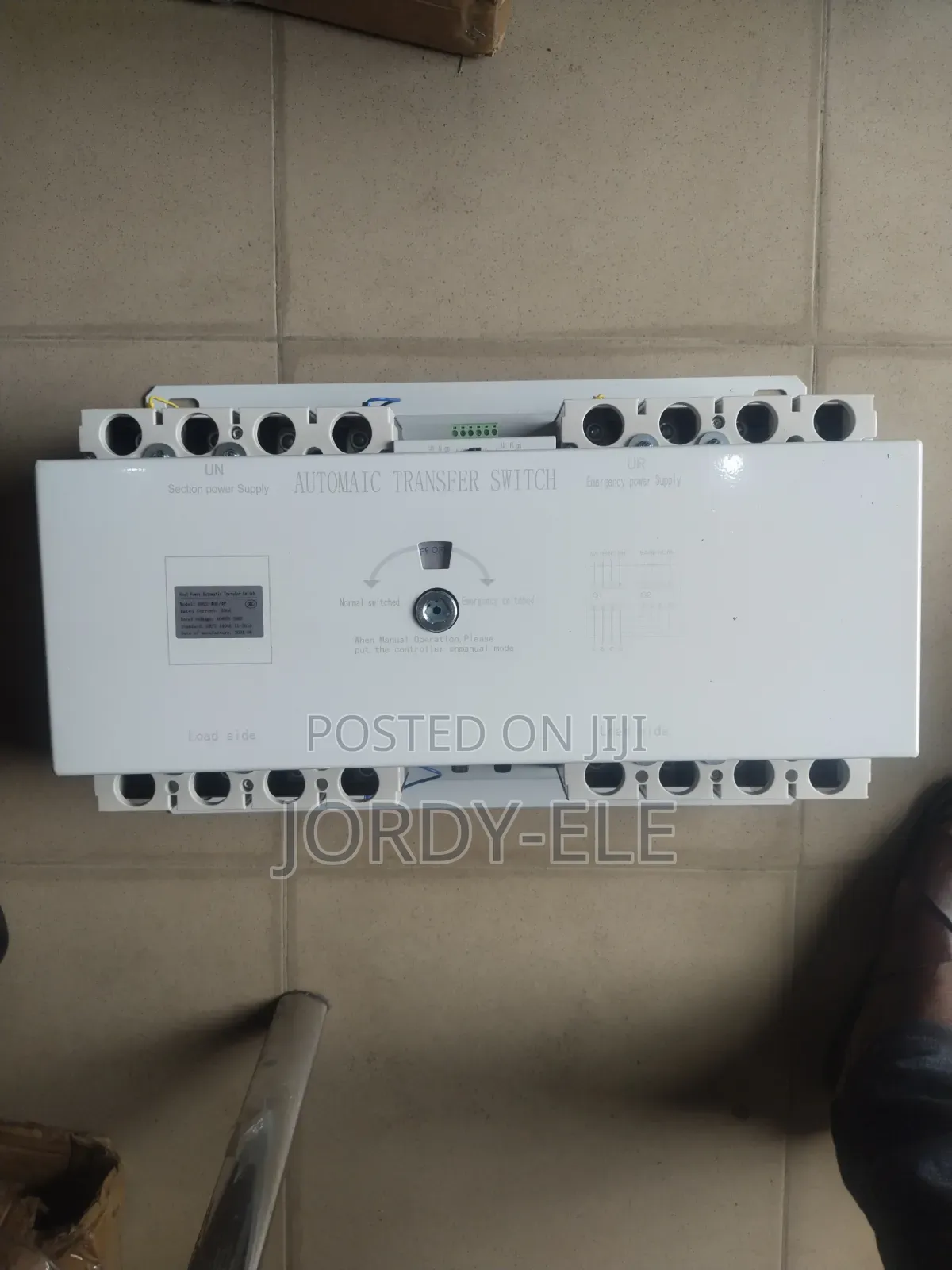 Dbq2-400a 4p