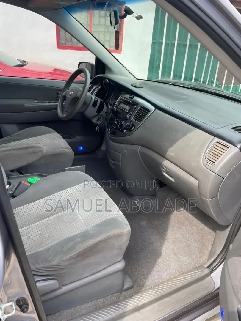 Mazda MPV LX 2004 Gray
