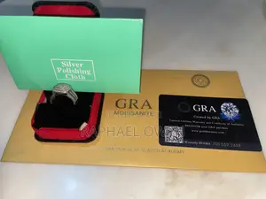 Mossanite Diamond Stone Proposal Ring 012 - Silver Gold
