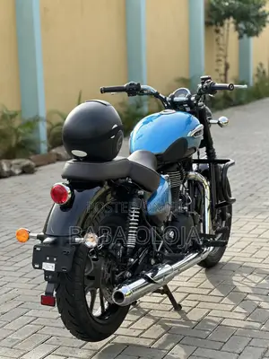 Royal Enfield Meteor 350 2024 Blue