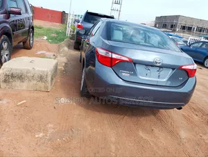 Toyota Corolla 2016 Blue