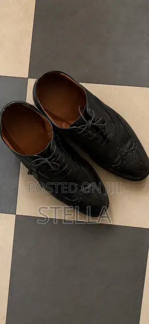 Black Leather Italian Shoe