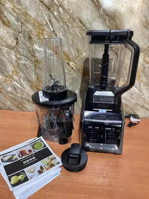 1200 WTTS Ninja 3-in-1 Blender With Processor and Smoothie