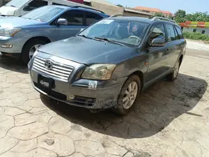 Toyota Avensis 2004 Gray