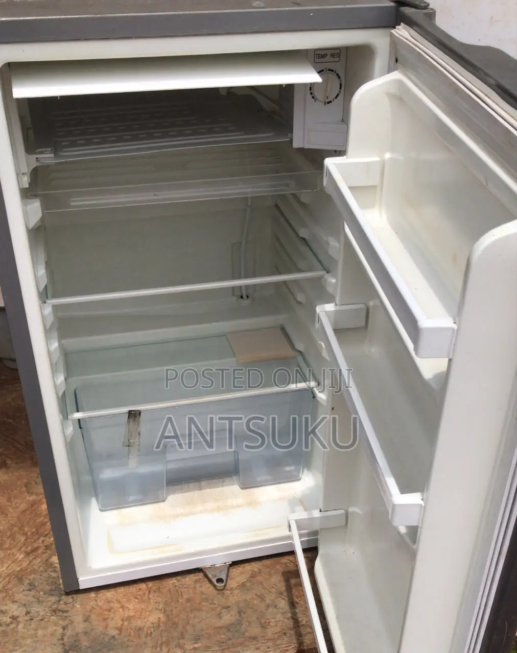100l Table Top Fridge