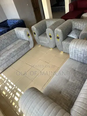 4 Seater of Chairs
