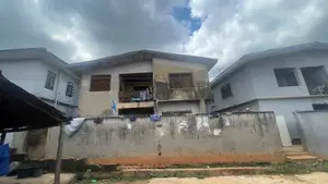 3bdrm Block of Flats in Adamasingba for sale