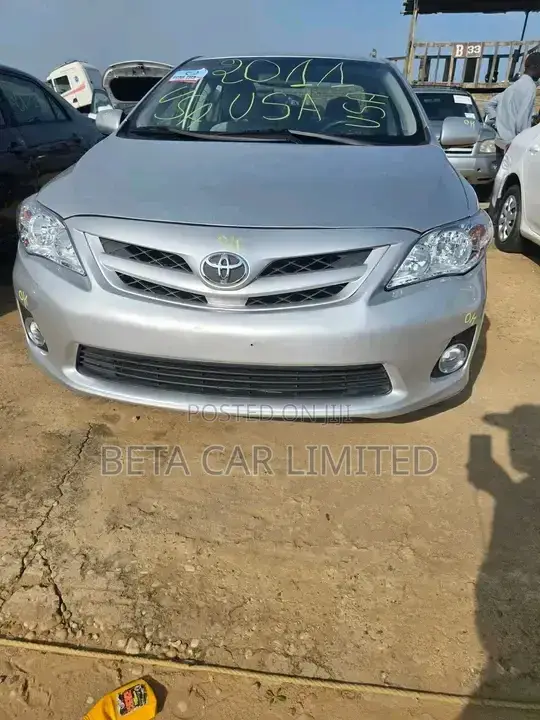 Toyota Corolla 2010 Silver